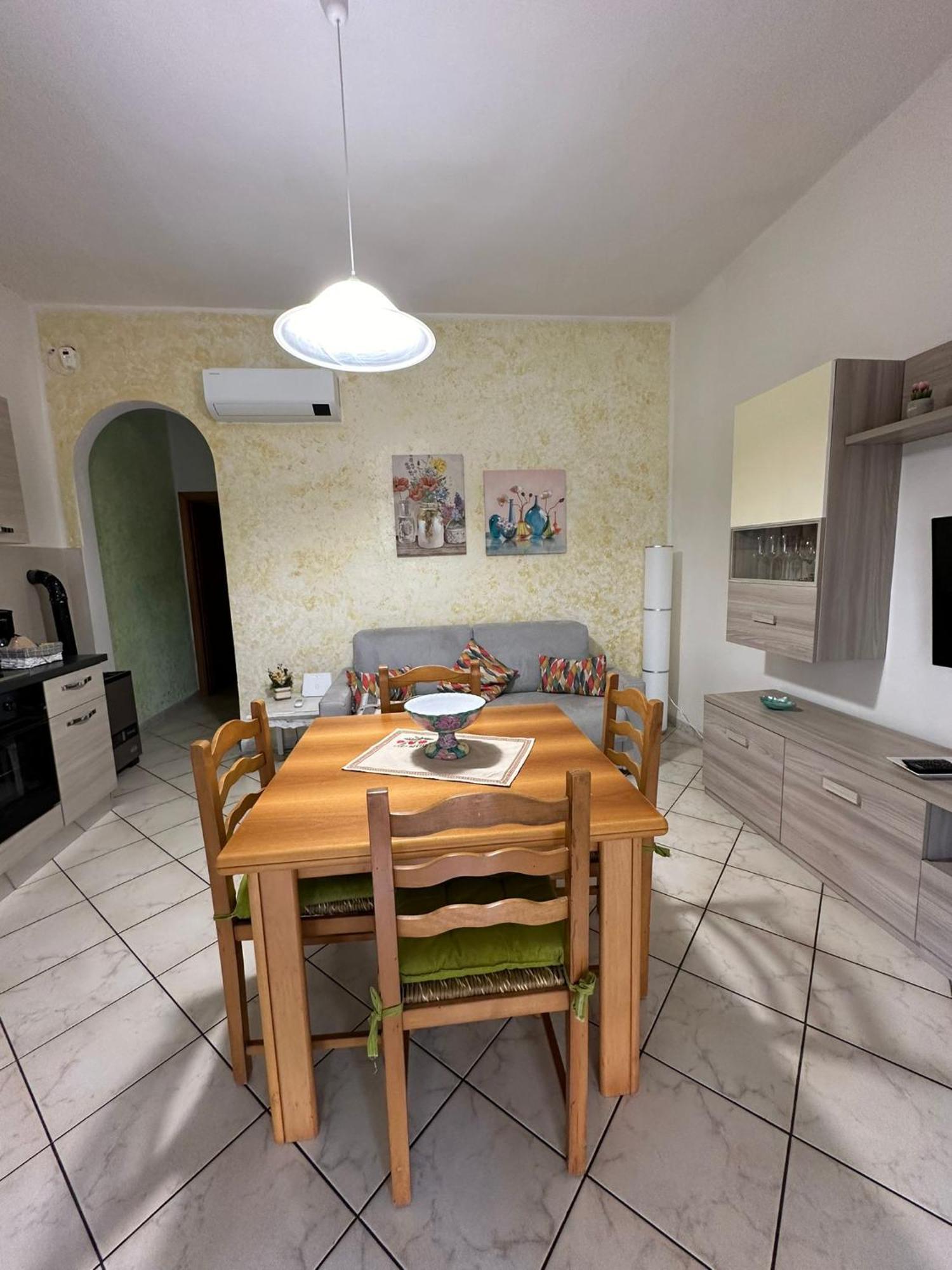 Appartamento La Casa Di Nonna Ottorina Venturina Terme Esterno foto