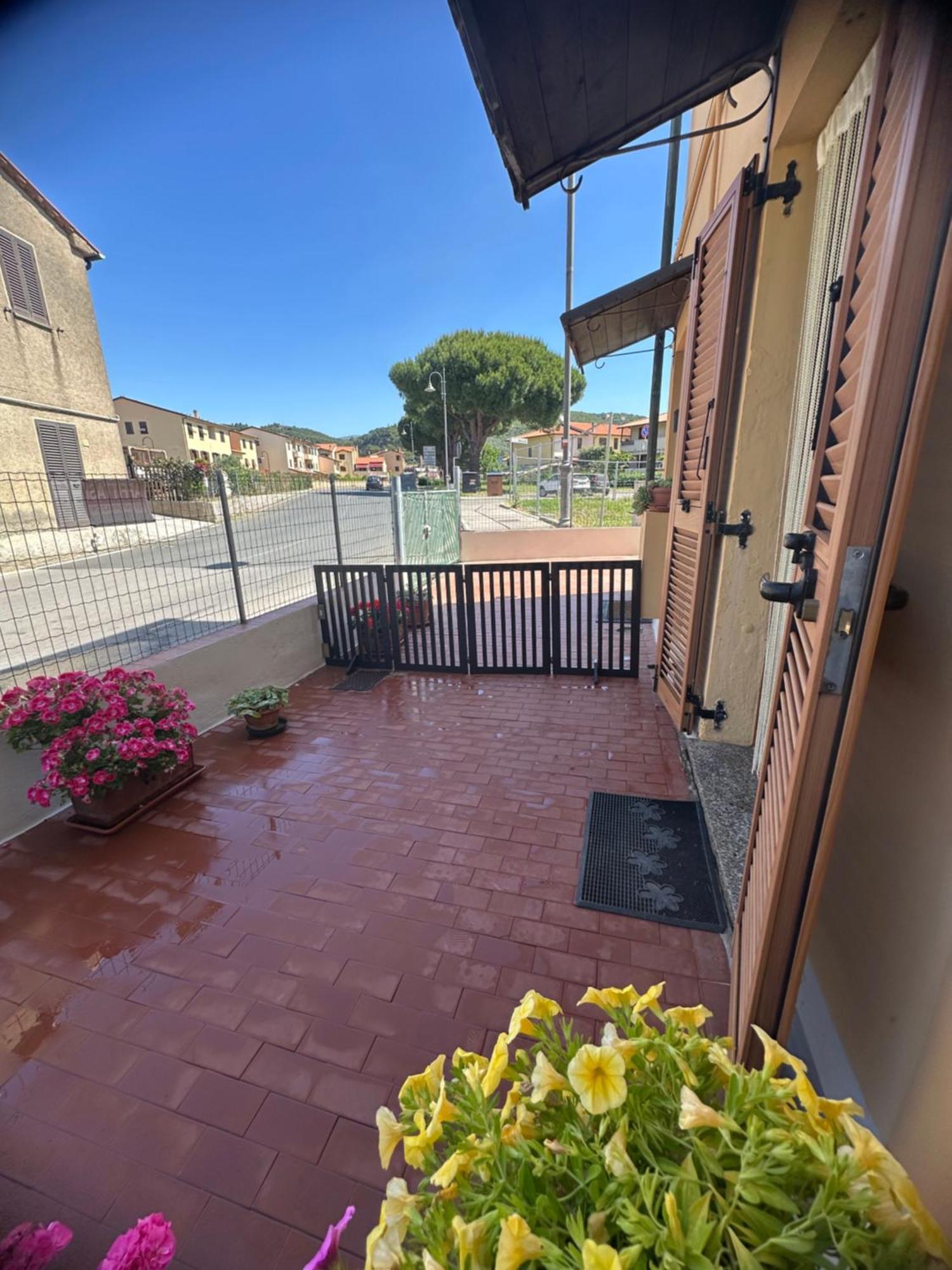 Appartamento La Casa Di Nonna Ottorina Venturina Terme Esterno foto