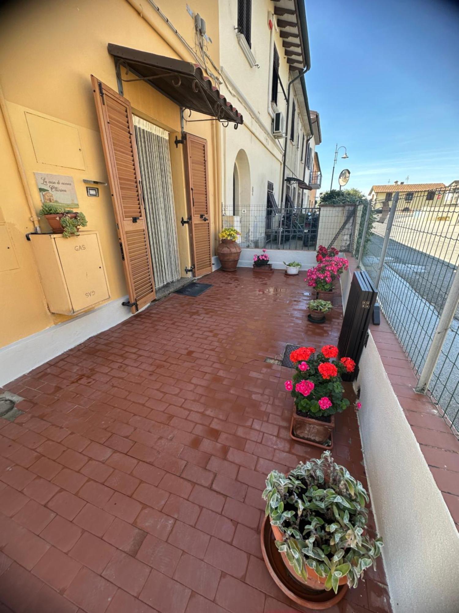 Appartamento La Casa Di Nonna Ottorina Venturina Terme Esterno foto