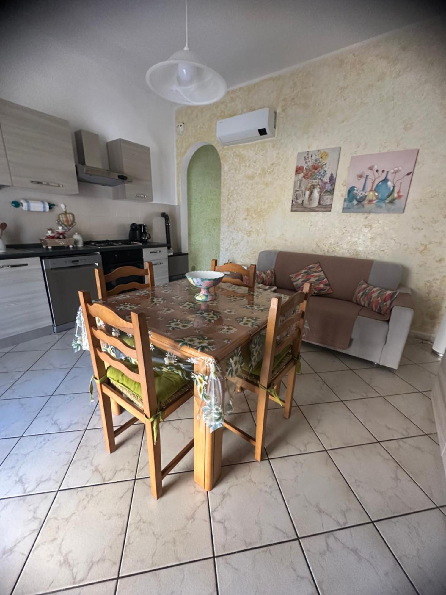 Appartamento La Casa Di Nonna Ottorina Venturina Terme Esterno foto